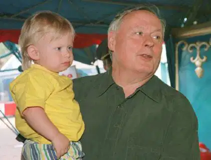 Carl-Maurice Lafontaine – Leben, Familie und Hintergrund carl-maurice lafontaine