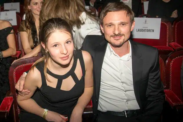 Nora Lukas – Leben, Familie & spannende Fakten im Überblick nora lukas