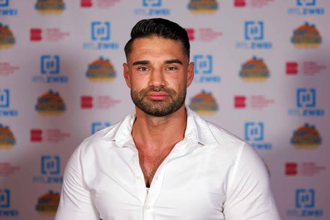 Aleks Petrovic früher: So sah sein Leben vor Reality-TV und Social Media aus aleks petrovic früher